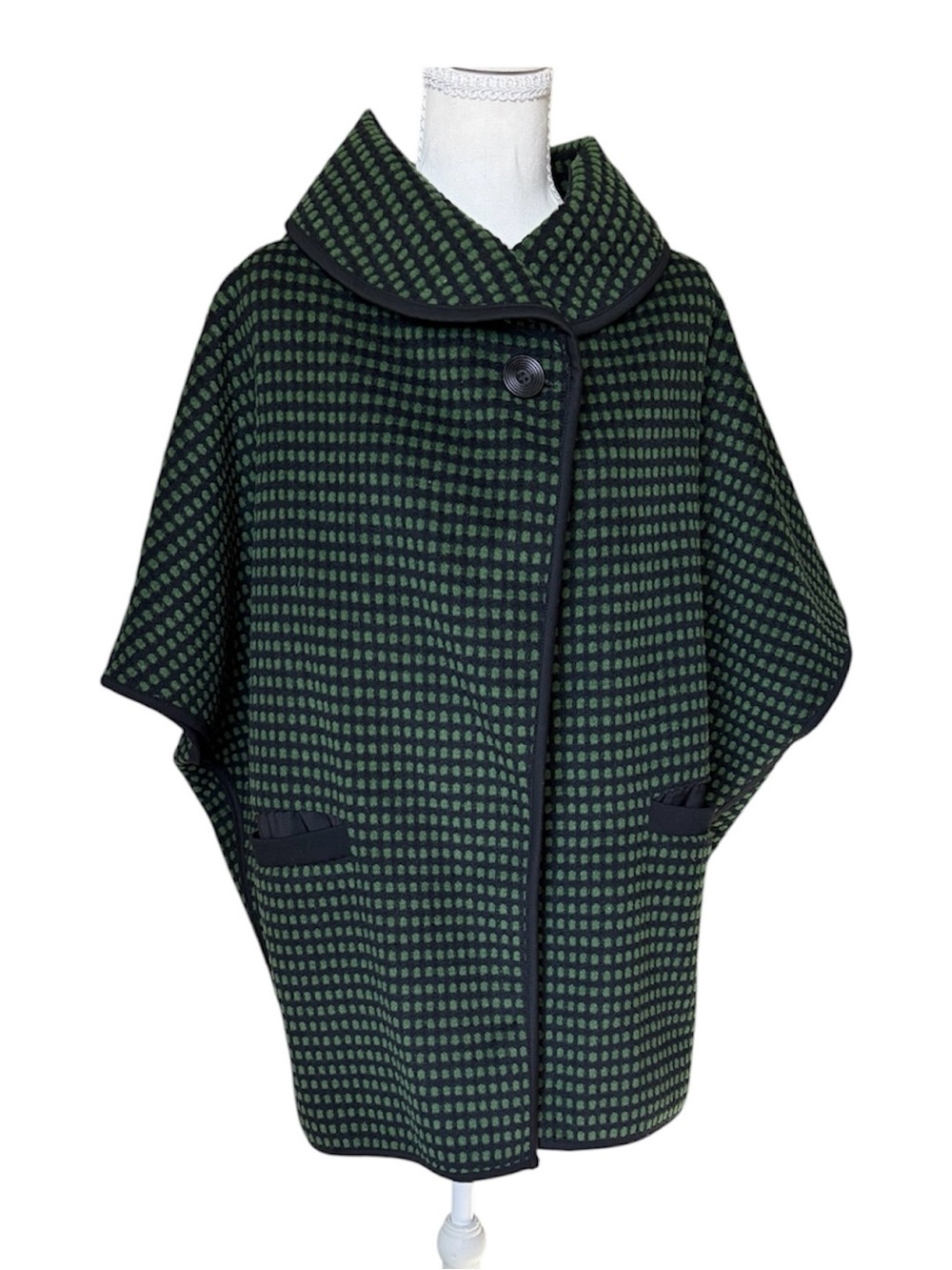 ANTHROPOLOGIE | Eva Franco Green Houndstooth Cape - XS/S